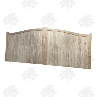 Pair of Oak Swan Neck Closeboard Driveway Gates